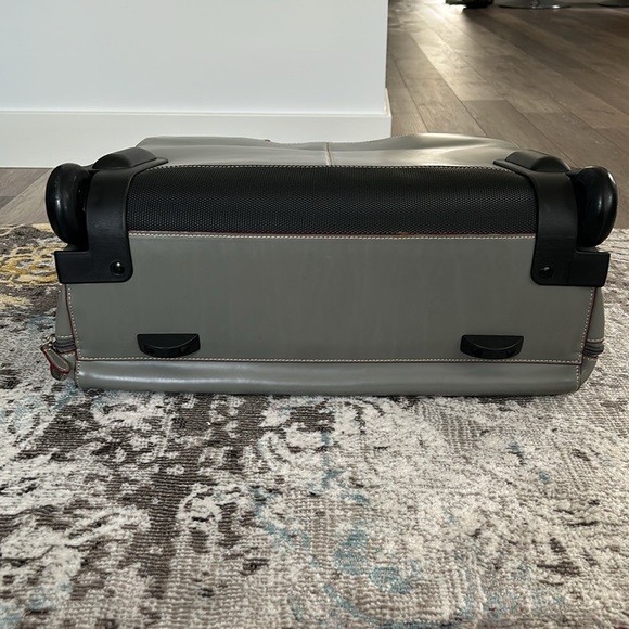 Lodis Carry On Computer Travel Bag 100% Genuine European Leather - Picture 11 of 11